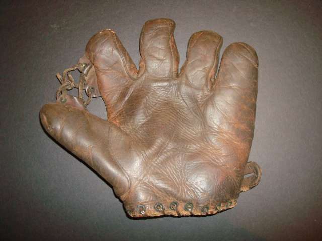 Rawlings Grommet Web Front